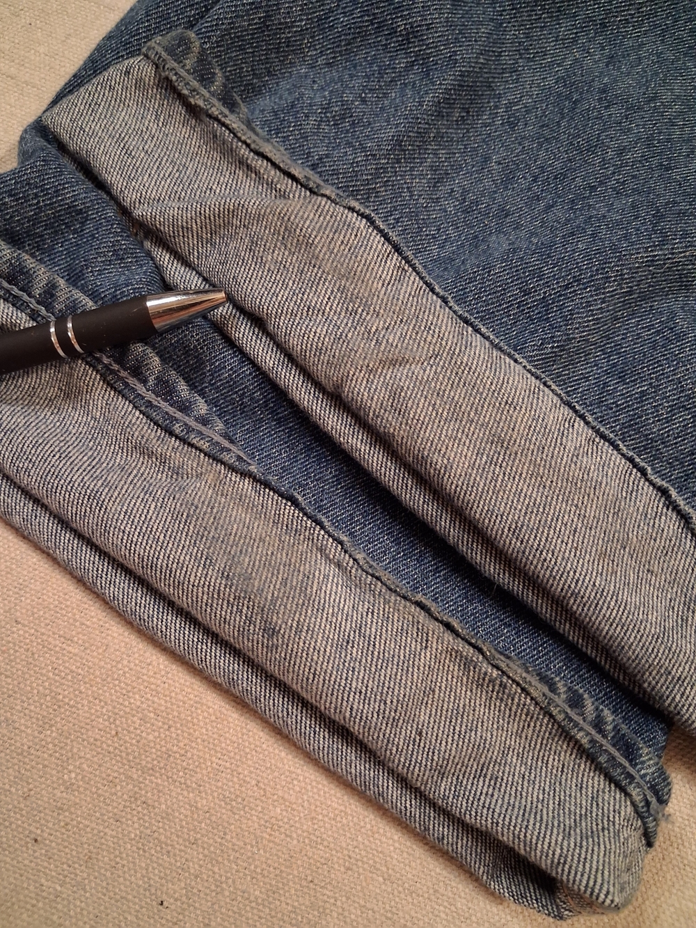 Hollister Ultra High-Rise Baggy Jeans Women's Size 8R (Waist 29R) - Picture 12 of 12